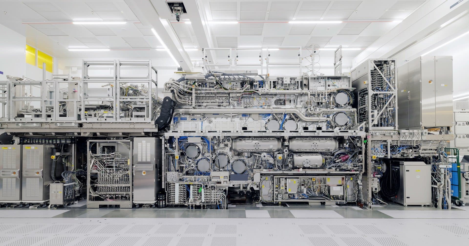 Système de lithographie ASML TWINSCAN EXE:5000 High NA EUV ouvert